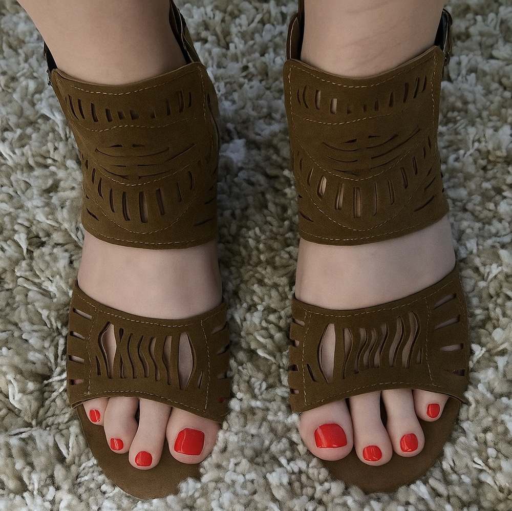 Brown Cutout Sandals With Buckle Detail